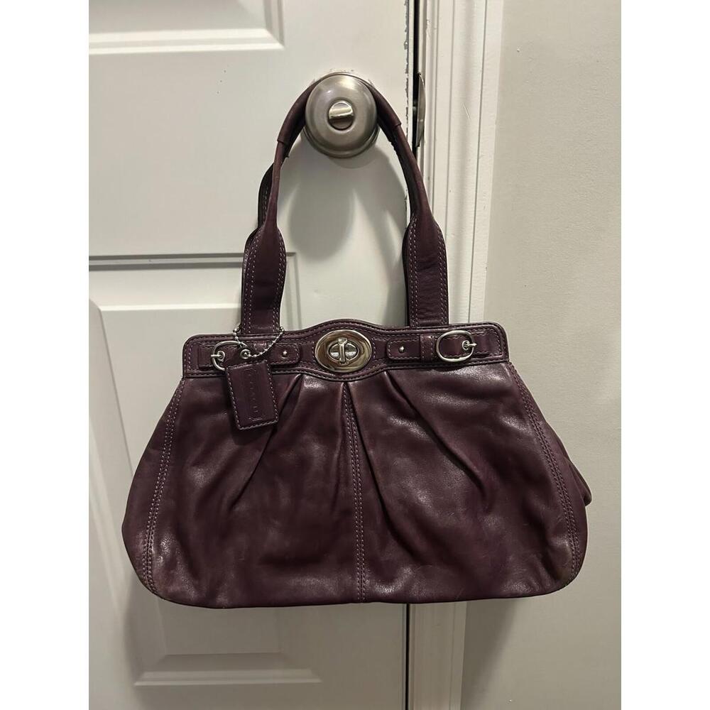 COACH Garnet F13914 Leather Pleated Shoulder Bag In Purple Plum Turnlock Closure